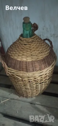 продавам стъклена дамаджана