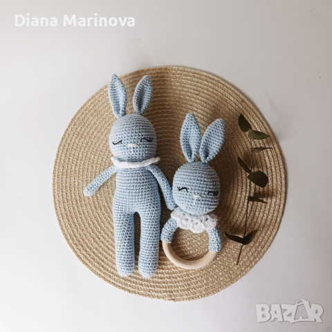 Детска играчка ръчна изработка, плетено зайче, дрънкалка и клипс за биберон, подарък за бебе, снимка 2 - Други - 41480447