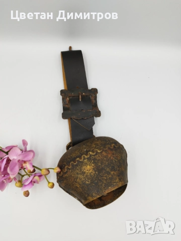 Оригинална стара много голяма швейцарска хлопка, звънец с много хубав и ясен звън., снимка 6 - Антикварни и старинни предмети - 51953837