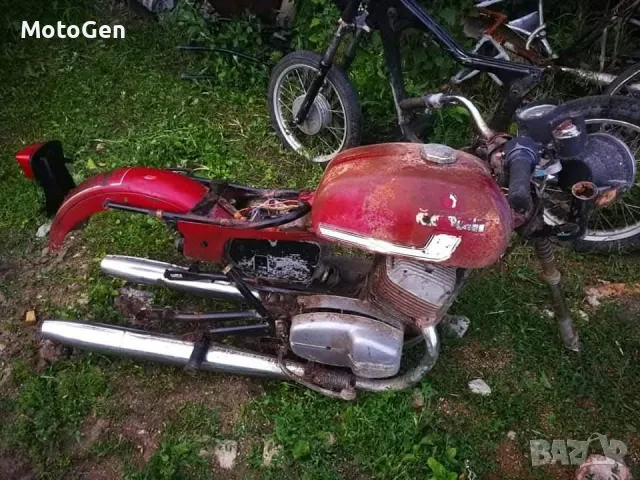 Изкупувам Чз и Ява и други мотоциклети , снимка 3 - Мотоциклети и мототехника - 48420695