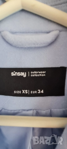 Небесно синьо палто, снимка 2 - Палта, манта - 52421120