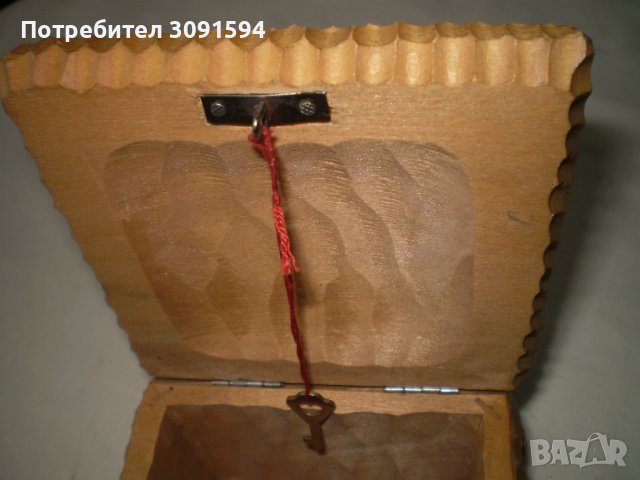 Ръчно изработена дърворезба кутия за бижута с ключ, снимка 6 - Други ценни предмети - 41656648