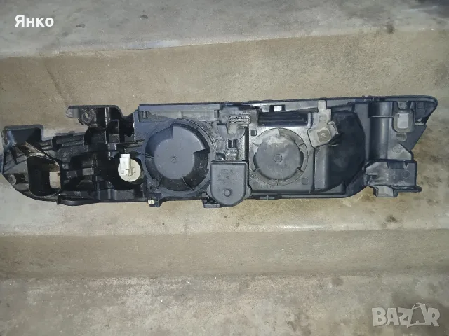 Десен фар за Renault Laguna II (2001 - 2005), снимка 4 - Части - 55932094