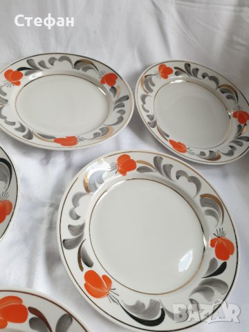 Комплект порцеланови чинии Вербили, снимка 3 - Антикварни и старинни предмети - 44383572