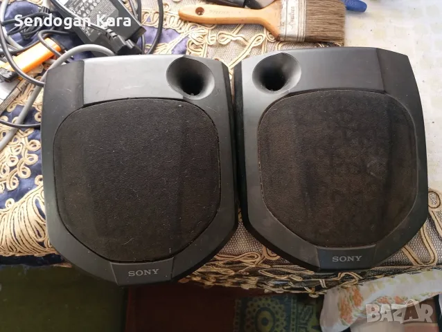 Сателитни тонколони Sony, черен корпус