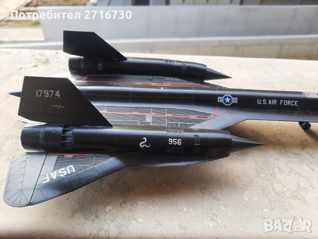 Легенди на небето — Готови модели на самолети и хеликоптери, снимка 12 - Колекции - 53136890