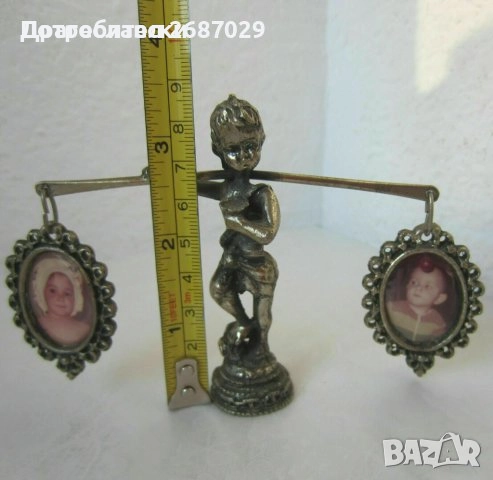Рамки: стара метална рамка с орнаменти, бронз, статуетка с кобилица, други рамки, гоблен с дървена, снимка 10 - Антикварни и старинни предмети - 28885957