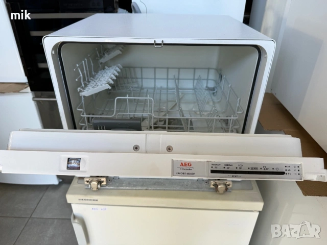 Мини - Малка съдомиялна AEG за вграждане, снимка 3 - Съдомиялни - 53643207