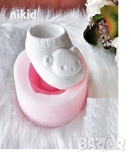 Голяма бебешка буйка пантофка обувка с мече силиконов молд форма калъп шоколад фондан гипс декор