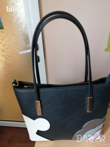 Страхотна нова чанта , снимка 1