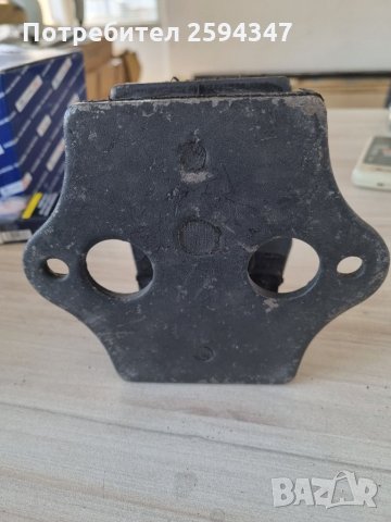 HYUNDAI GALOPER 2.5D-TD ТАНПОН ДВИГАТЕЛ ЗАДЕН MOBIS , снимка 3 - Части - 35904016