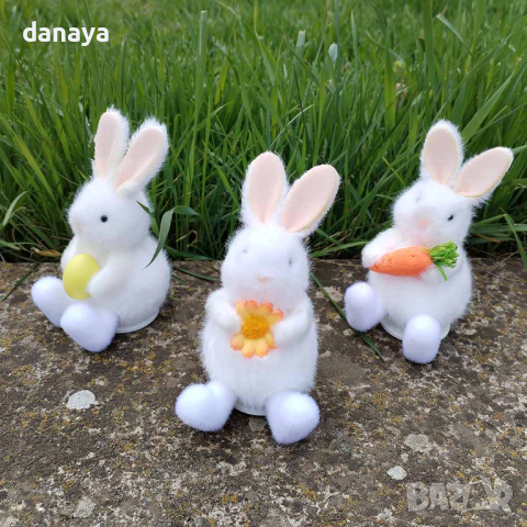 4606 Великденска украса Пухкаво зайче, 11 см