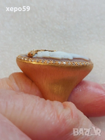 Уникален дамски златен пръстен,злато 18 карата,45 брилянта,и огромна камея, снимка 16 - Пръстени - 53840580