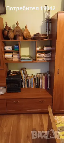 Шкаф с витрина , снимка 4 - Секции и витрини - 49074814