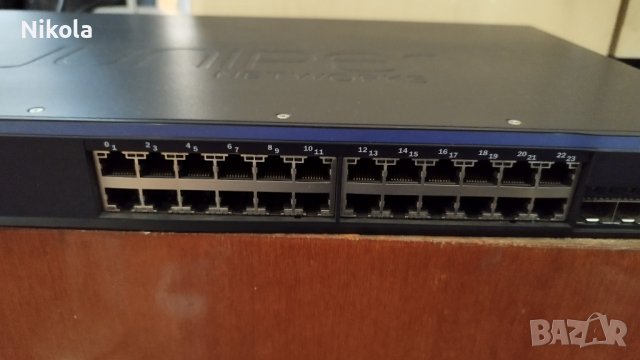 Суич 24-портов превключвател Juniper Networks EX2200 ex 2200-24T- 4G, снимка 1 - Суичове - 42500916