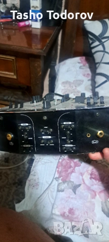 Мишпулт Nomark, снимка 2 - Ресийвъри, усилватели, смесителни пултове - 53613551