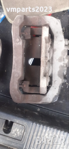 Предни двубутални спирачни апарати Audi A8 D3/A6 C6 Ауди А8/А6, снимка 5 - Части - 51975876