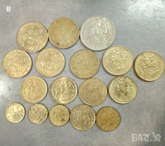 Български монети от 1974, 1992 и 1997, снимка 4 - Нумизматика и бонистика - 44601436