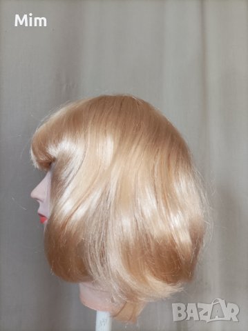 30 см. Нова Руса синтетична перука боб  /на черта с бретон /, снимка 6 - Аксесоари за коса - 41732667