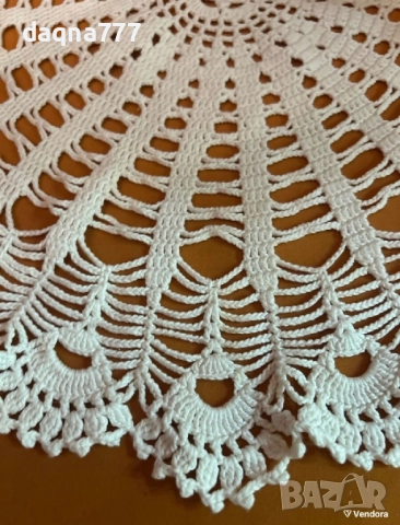 Плетена ръчно покривка за маса 20 лв, снимка 13 - Декорация за дома - 51863811