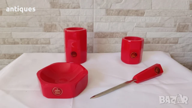 Комплект от каталин(ваза, моливник, пепелник, нож за писма) - НАРКООП