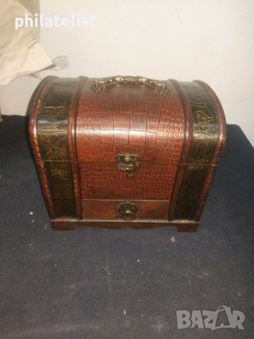 дървена кутия , голяма, 39 лв