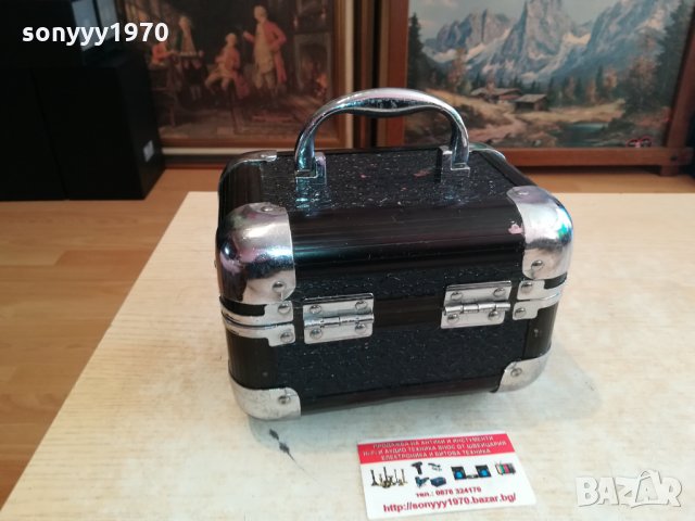 алуминиева чанта с метален обков 1102222001, снимка 9 - Колекции - 35757625