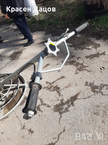 Продавам машина за шлайфане на бетон TREMIX , снимка 4 - Други машини и части - 53610683