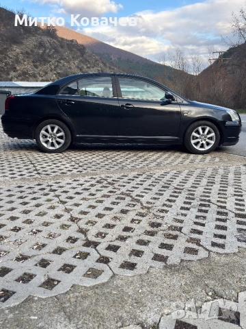 Toyota Avensis T25 2003, снимка 4 - Автомобили и джипове - 53519123