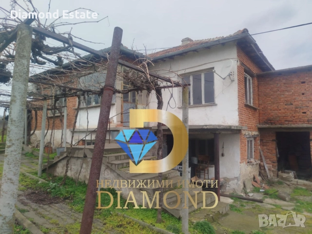 Двуетажна къща в село Георги Добрево, общ. Любимец