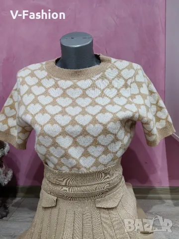 Дамски комплект с пола, снимка 6 - Комплекти - 48203152