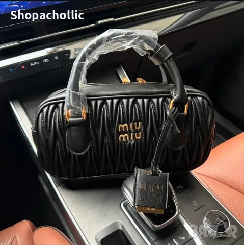 Дамска чанта Miu Miu, снимка 2 - Чанти - 56165159