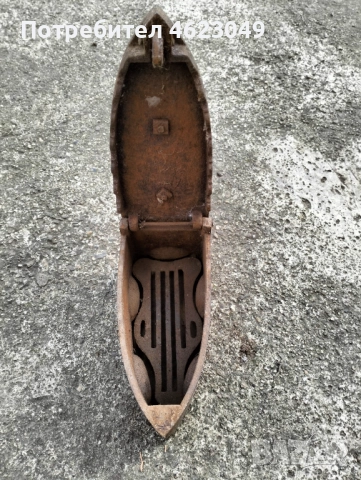 Стара ютия на жар, снимка 5 - Антикварни и старинни предмети - 52971946