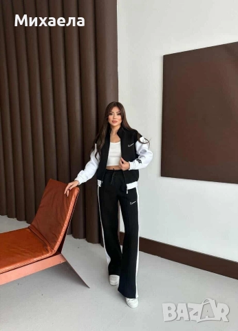 Дамски комплекти Nike - три части - два цвята - 75 лв., снимка 2 - Спортни екипи - 52734962