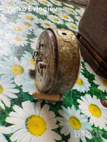 Часовник "SLAVA" механичен настолен с будилник работещ - 7, снимка 2 - Други - 53400834