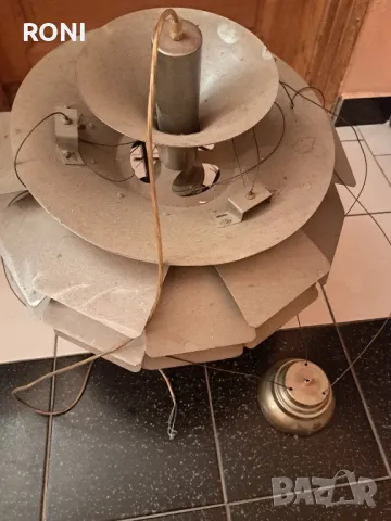 Голям метален полилей , снимка 2 - Полилеи - 47355378