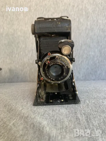 Стар мехов фотоапарат Lumiere, снимка 1