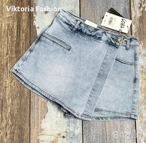 пола панталонки, снимка 2 - Къси панталони и бермуди - 51408020