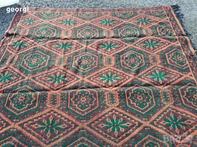 вълнен килим 2,20 х 2,40см, снимка 2 - Килими - 52709626