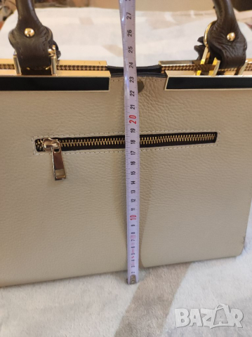 Дамска чанта VERA PELLE. , снимка 7 - Чанти - 36370852