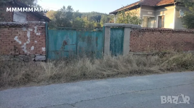 Къща с дворно място в с. Рельово, снимка 2 - Къщи - 55990403