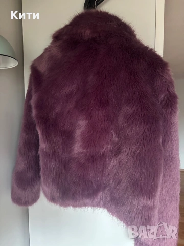 Палто с косъм Bershka, снимка 5 - Палта, манта - 53248341