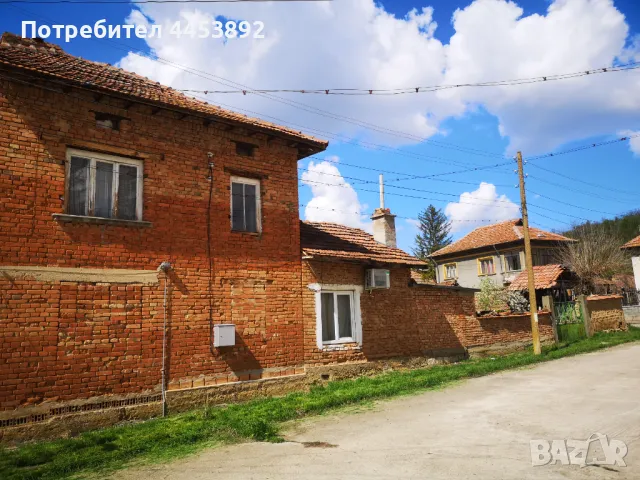 Къща на центъра на село Рибен, снимка 3 - Къщи - 50056670