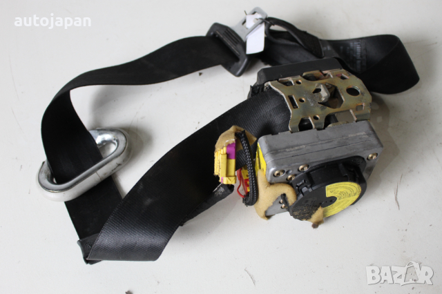 Преден десен предпазен колан Фолксваген голф 4 2.0и 2врати 98г Volkswagen golf 4 2.0i 1998, снимка 2 - Части - 44670743