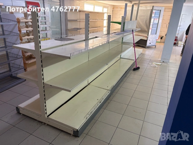 Продава се хладилна ветрина и метални стилажи, снимка 8 - Витрини - 53807451