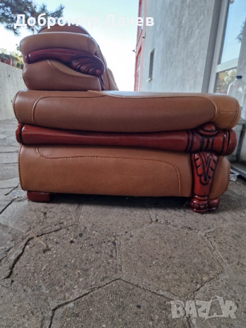 Комплект висококачествени дивани от естествена кожа и 3 маси с мрамор, снимка 5 - Дивани и мека мебел - 51718094