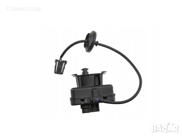 VW Tiguan 5N Моторче за заключване на резервоар , снимка 3 - Части - 50361430