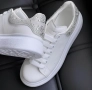 Дамски Сникърси Alexander McQueen - Цвят Бяло с Камъчета 36-40 Номер , снимка 1