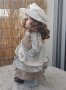 Порцеланова кукла със стойка , снимка 3