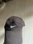 купувам/търся такава шапка Nike, снимка 1